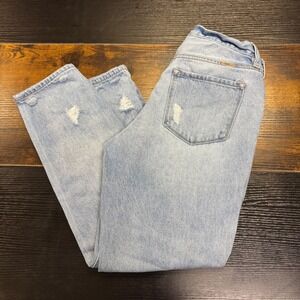 KanCan Women's Denim Jeans Light Wash Distressed‎ Style 9/28 Buckle Fitted